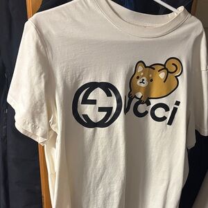 Gucci Cream Tee with Dog Motif
